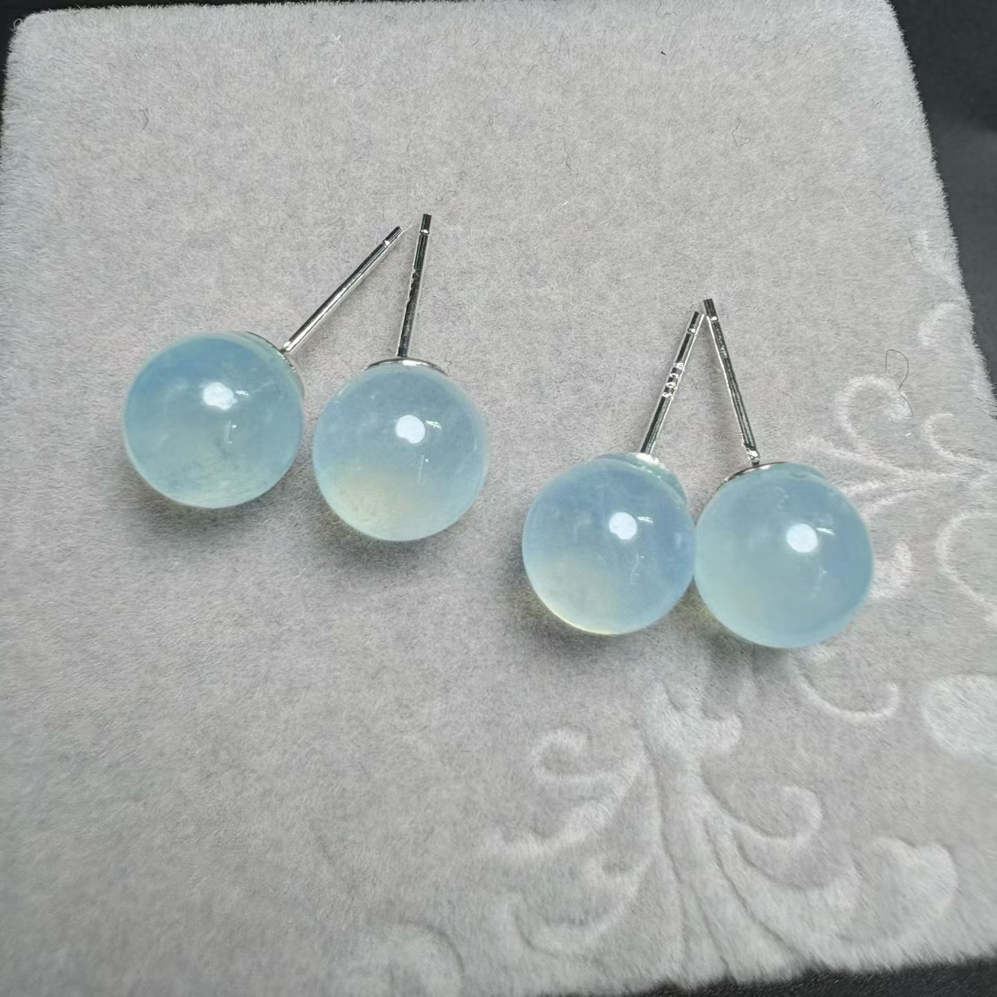New natural aquamarine bead earrings available Gemstone size: approximately 8mm - Image 2