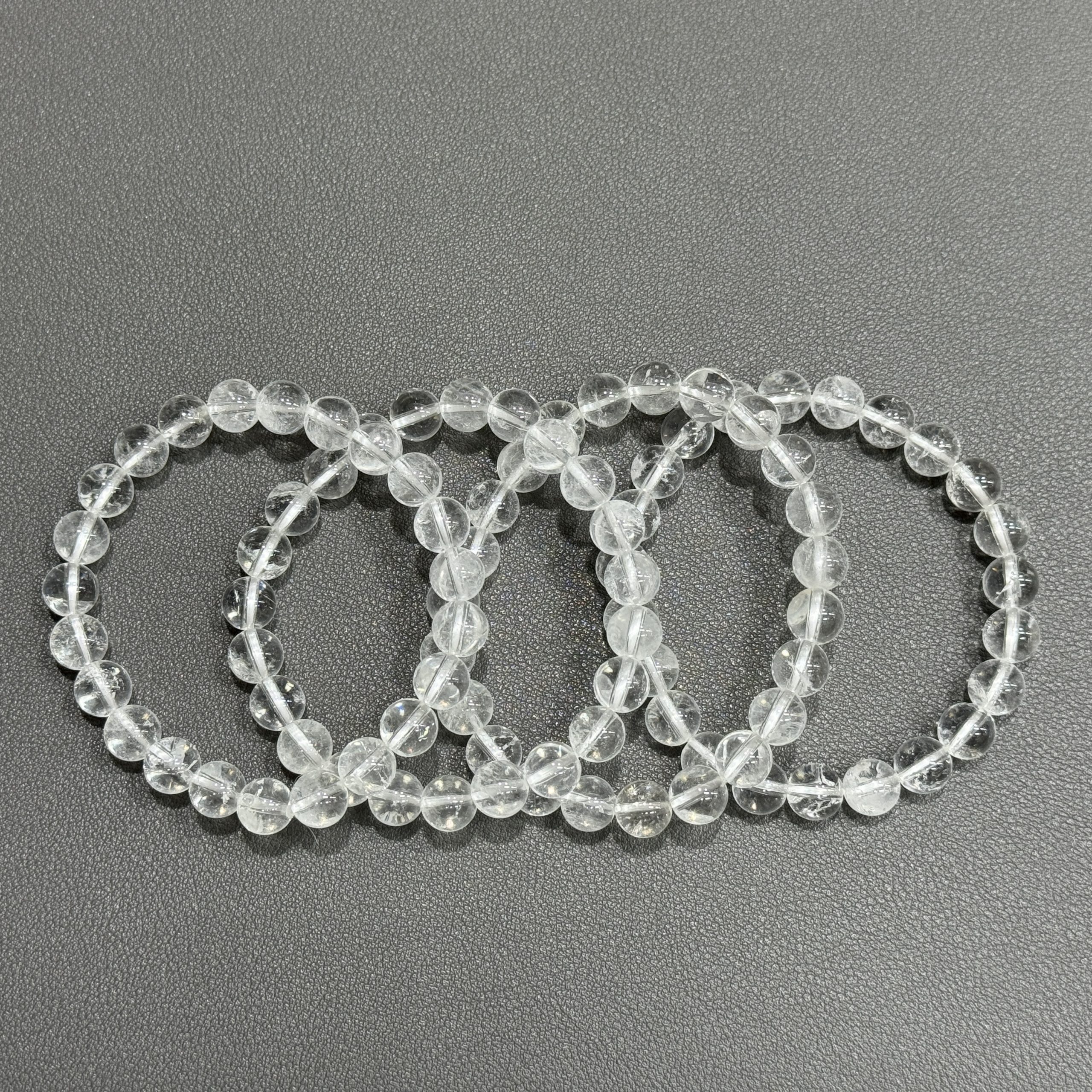 Natural clear quartz bracelet 8mm in size weighing approximately 20 grams - Image 4