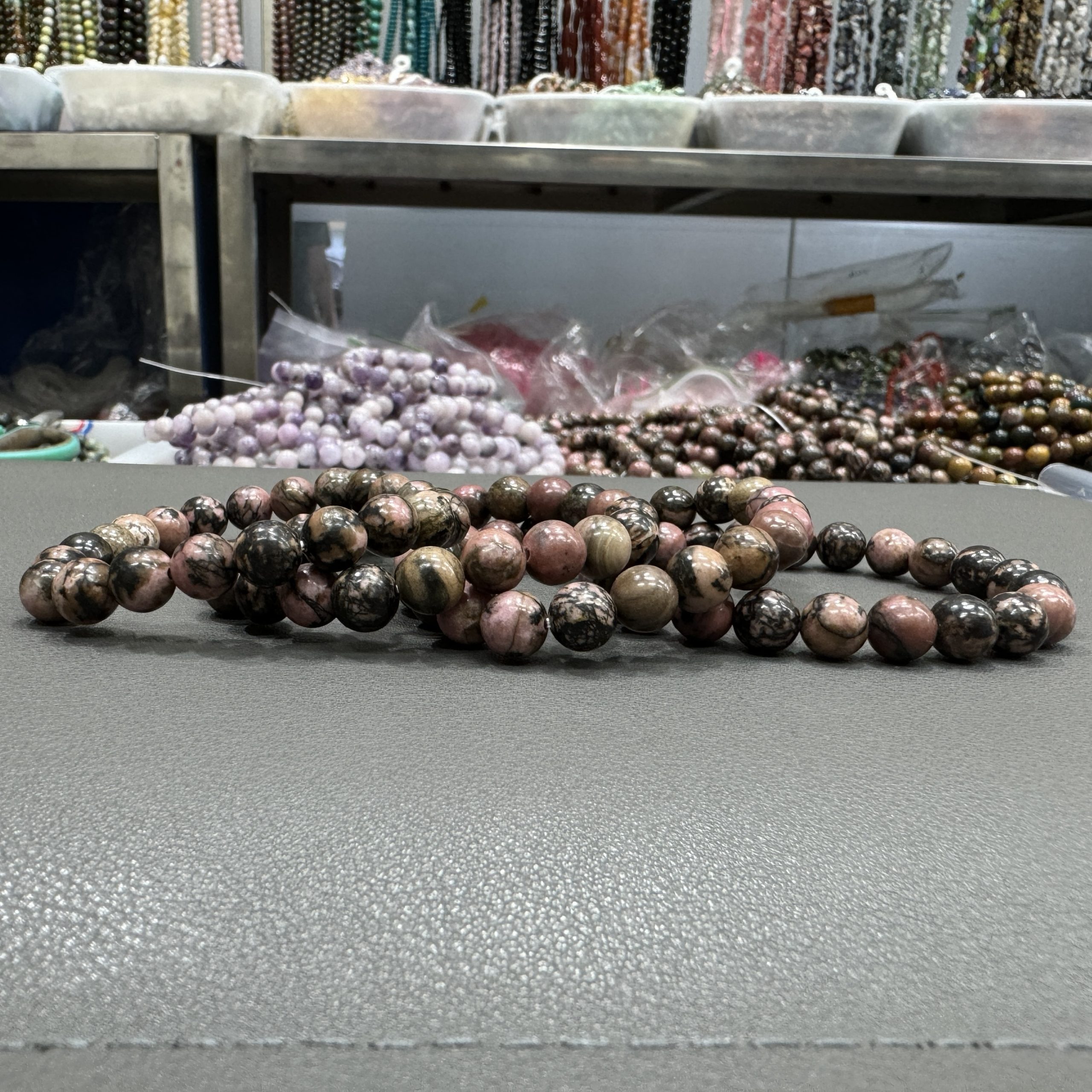 Natural Rhodnite bracelet 8mm in size weighing approximately 20 grams - Image 4