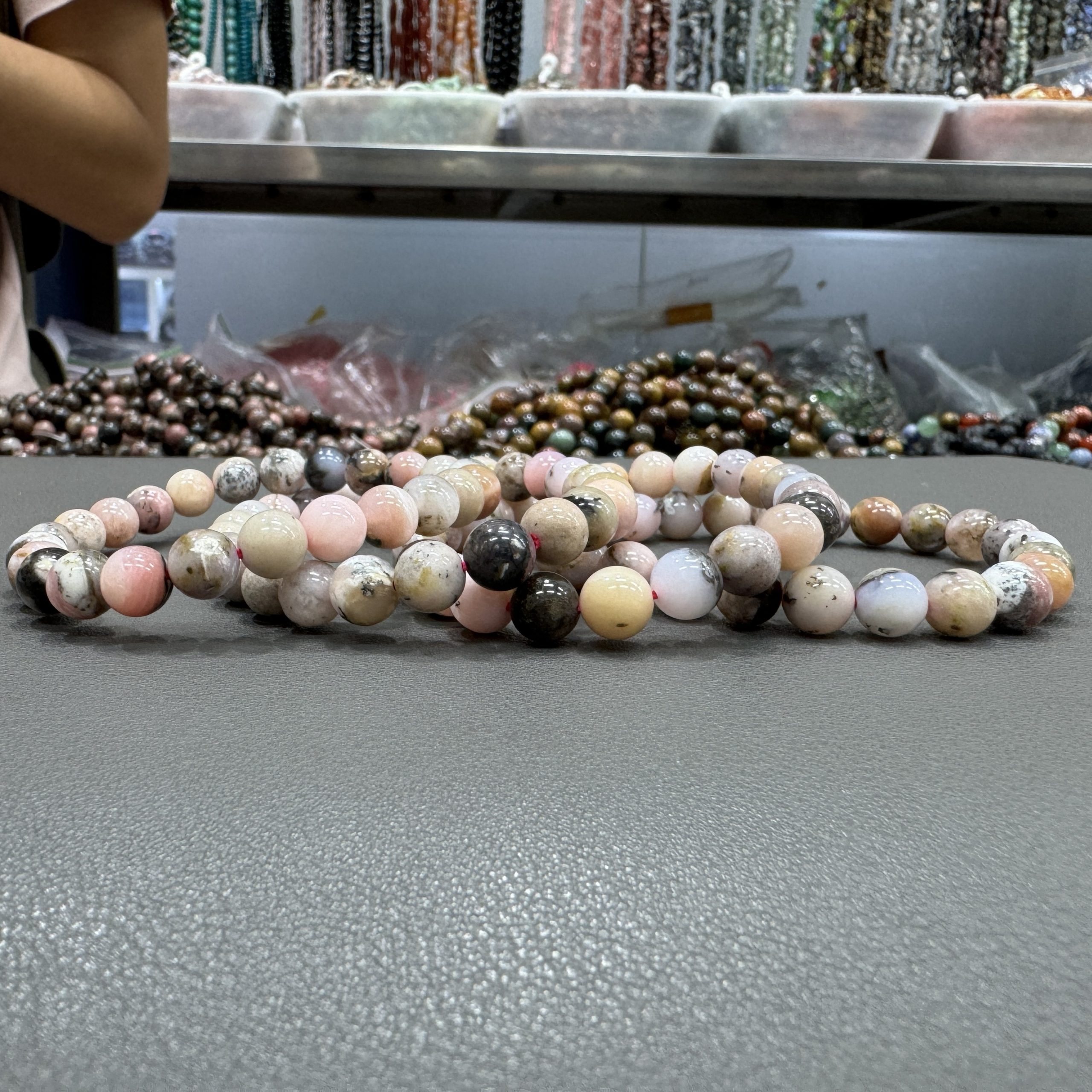 Natural pink opal bracelet 8mm in size weighing approximately 20 grams - Image 3