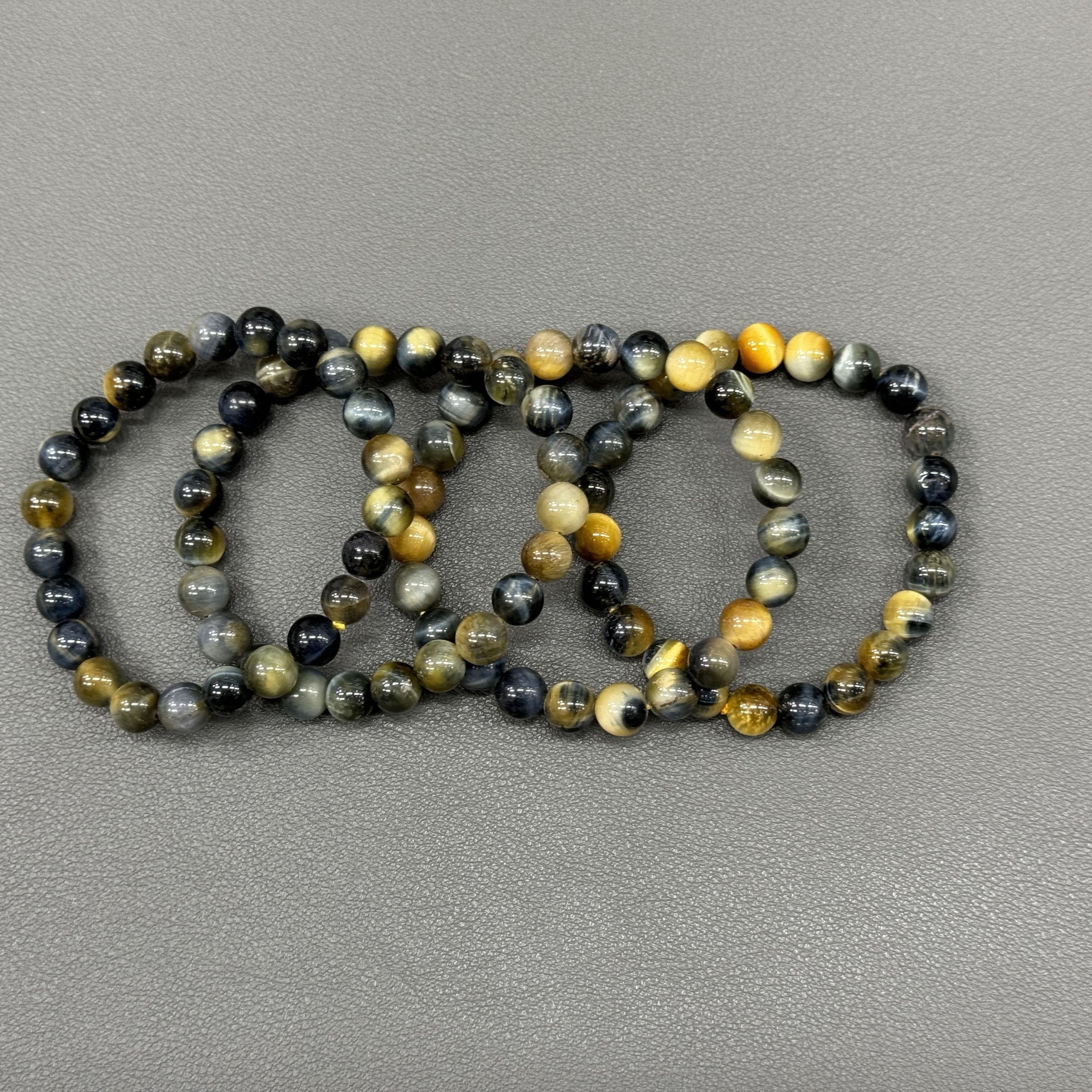 Natural blue tiger’s eyes bracelet 8mm in size weighing approximately 20 grams - Image 4